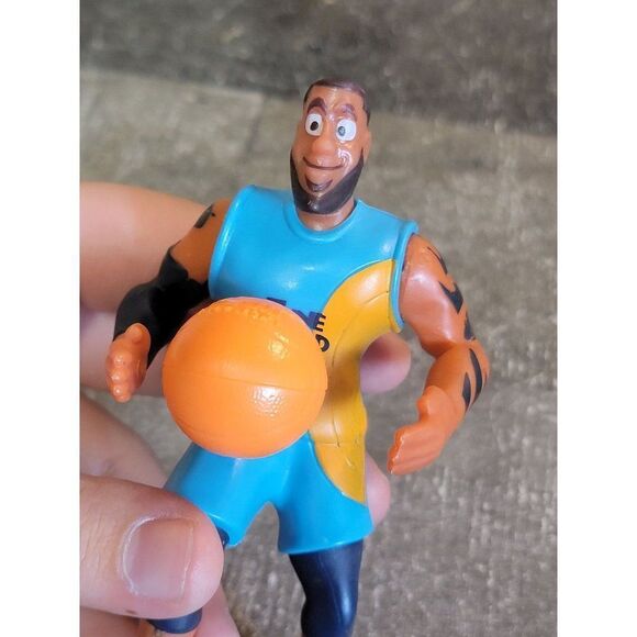 McDonalds 2020 Space Jam Tune Squad LeBron James toy figure - Picture 2 of 5